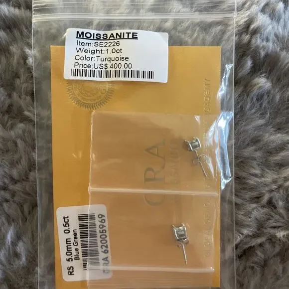 moissanite turquoise diamond 1 ct sterling silver stud earrings MSRP 400 - Picture 4 of 4
